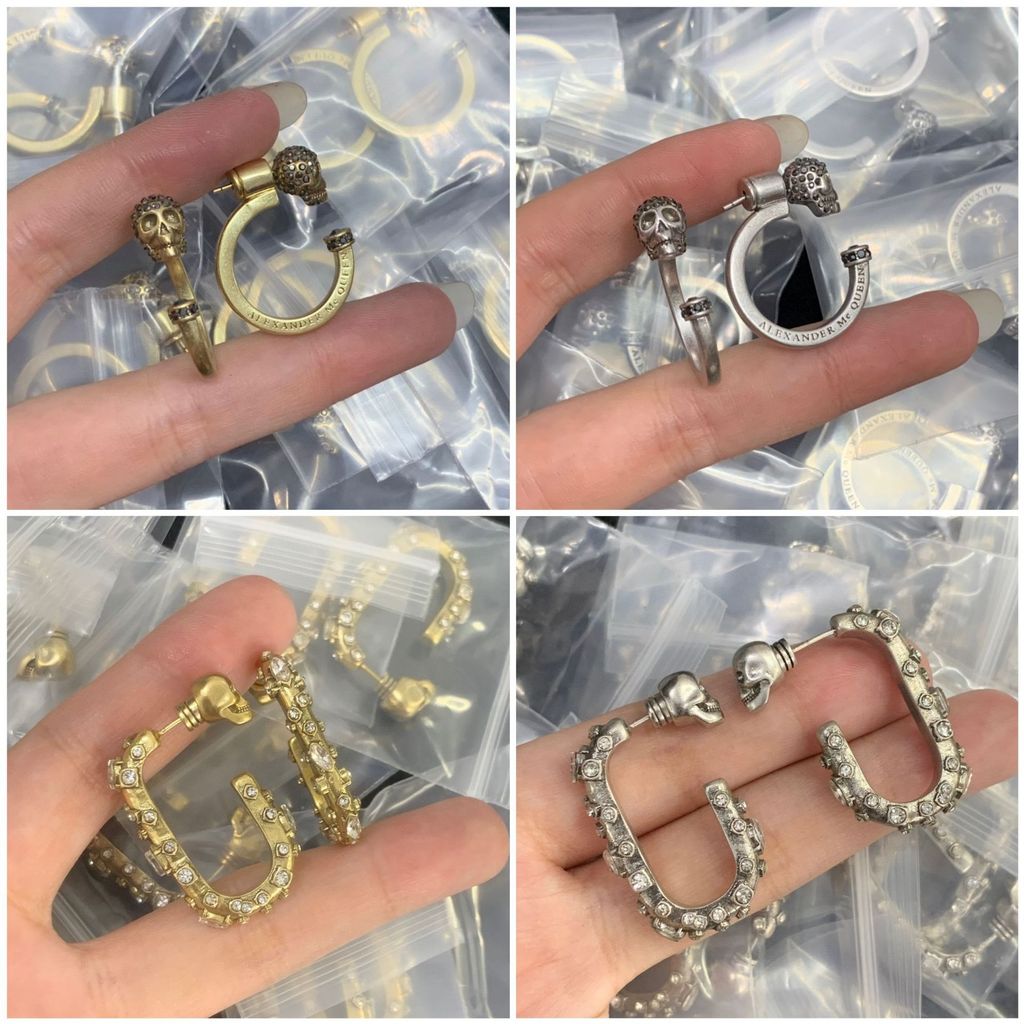 Anting kepala pejantan tengkorak hantu elang ular kuningan meraih anting panjang yang berlebihan, ja