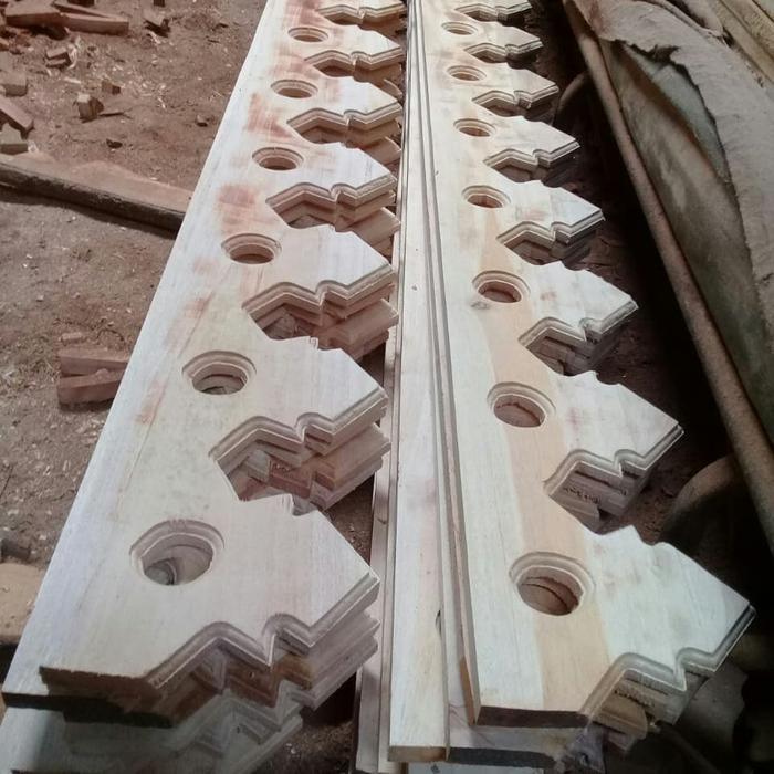 Lisplang Betawi Lancip (Berat Asli) LP3