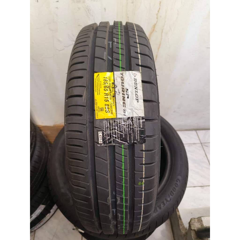 Ban Mobil Ring 15 DUNLOP R1 185/65 R15 Avanza Xenia Livina Freed Mobilio Ertiga Veloz