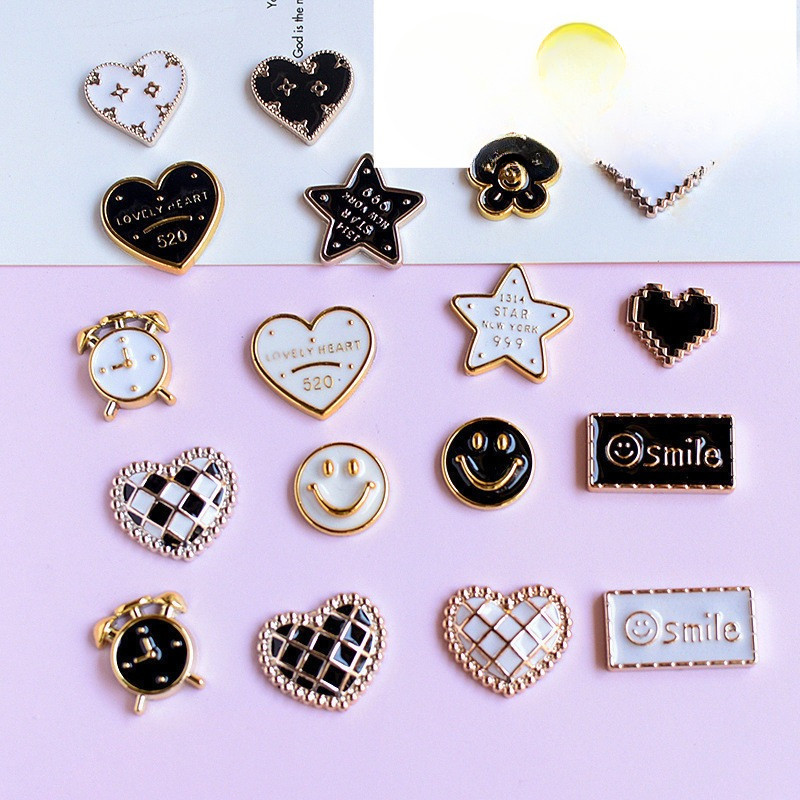 510 Pin Sandal Bros Smile Jam Hiasan Sendal Sepatu Lubang Flat Flip Flop Slop Charm Charms Pengait C
