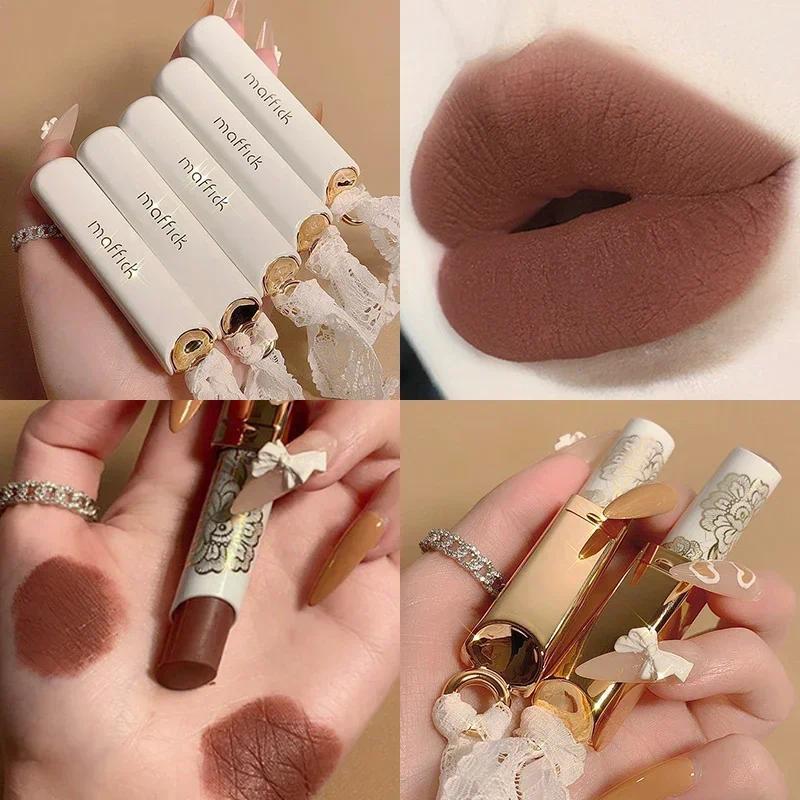 Lipstik Matte, 6 Warna Renda Lipstik Tahan Air Matte Bata Merah Lipstik Tidak Lengket Cangkir Beludr