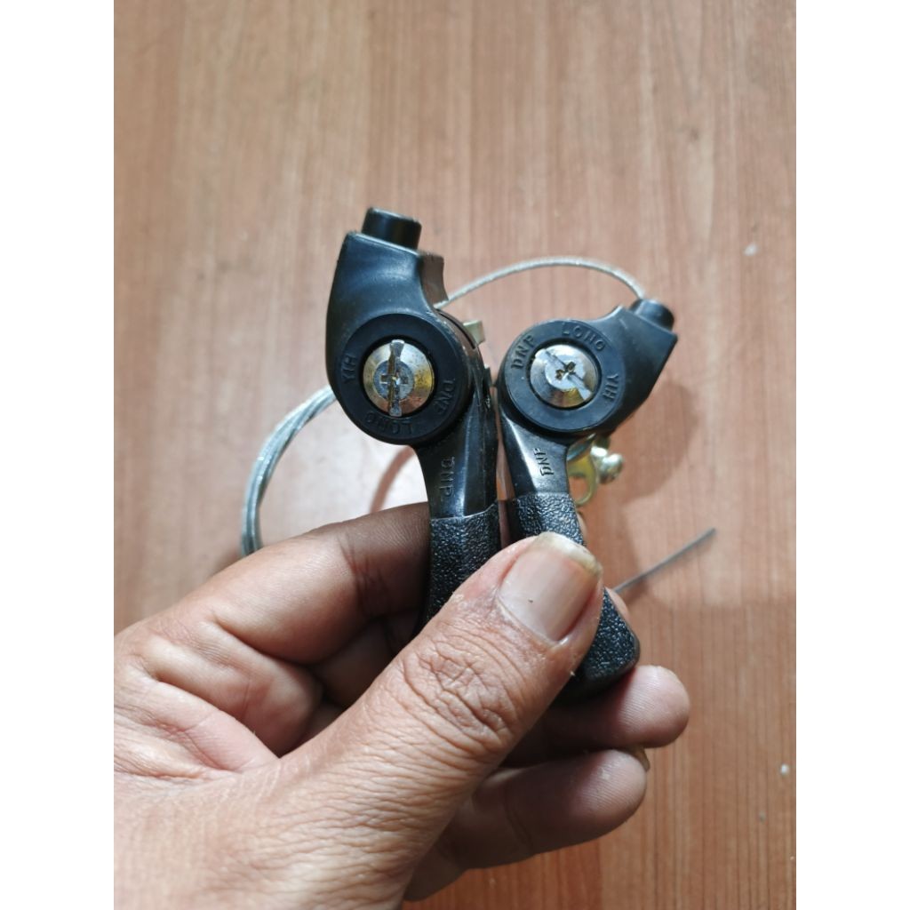 shifter sepeda mtb merk dnp epoch indek 7 speed nos