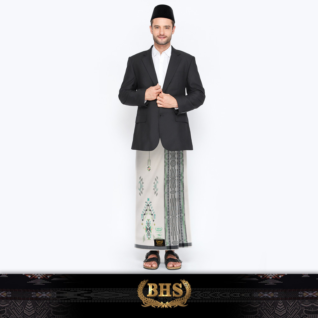 Sarung BHS Masterpiece Gold Motif M81 SGE Putih Hijau 02