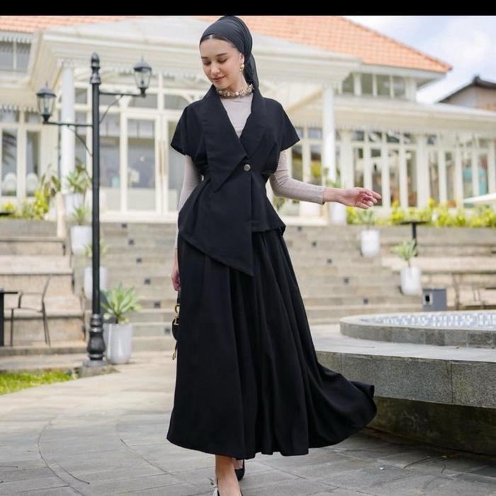 Yara set bay Renatha  Wanita Dress - HITAM PANJANG ROK 100CM, S