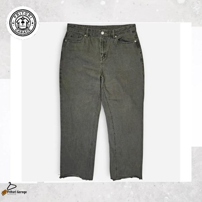 Raw Denim Ankle Jeans Tebal 8 Seconds Straight Fit Earth Grey Wash Color Vintage 32