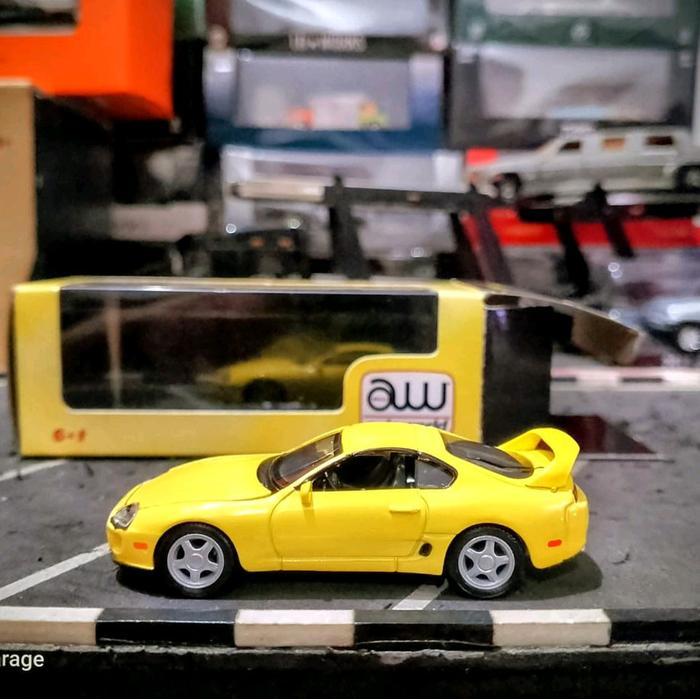 GND48 Diecast Auto World AW Toyota Supra 1996 Asia Spesial Edition Yellow