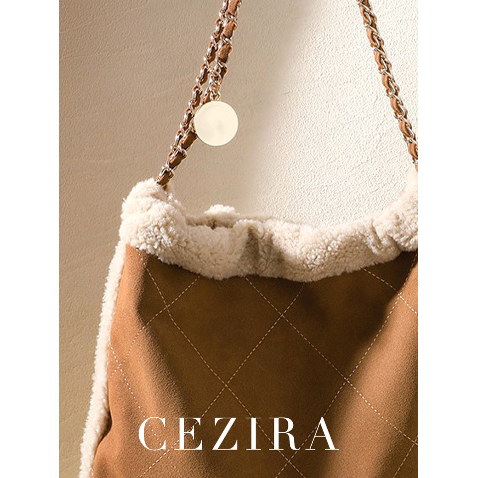 Winter Women's Fashion Large Casual Shoulder Bag Faux Plush Quilted  Argyle Thread Chain Strap Handb