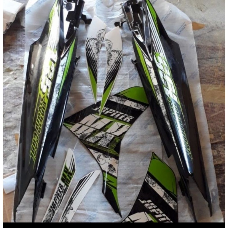 Cover Body Jupiter MX new 135 Hitam strip Hijau 2013 Berkualitas.