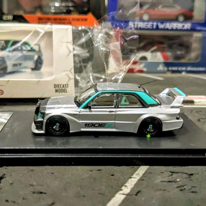 Diecast Rhino Model Mercedes Benz 190e Evo II Silver RESTRO