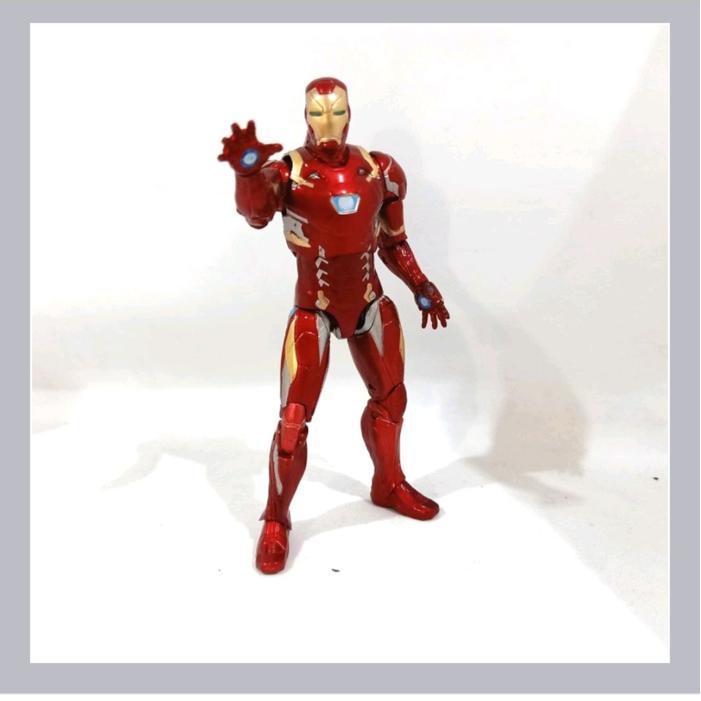 iron man hulkbuster action figure avenger - iron man