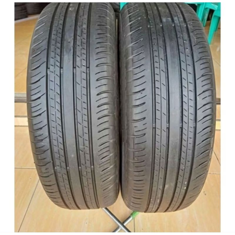 Ban Mobil Copotan Ring 16 Ukuran 215/65 R16 Merek Dunlop Second Tubles