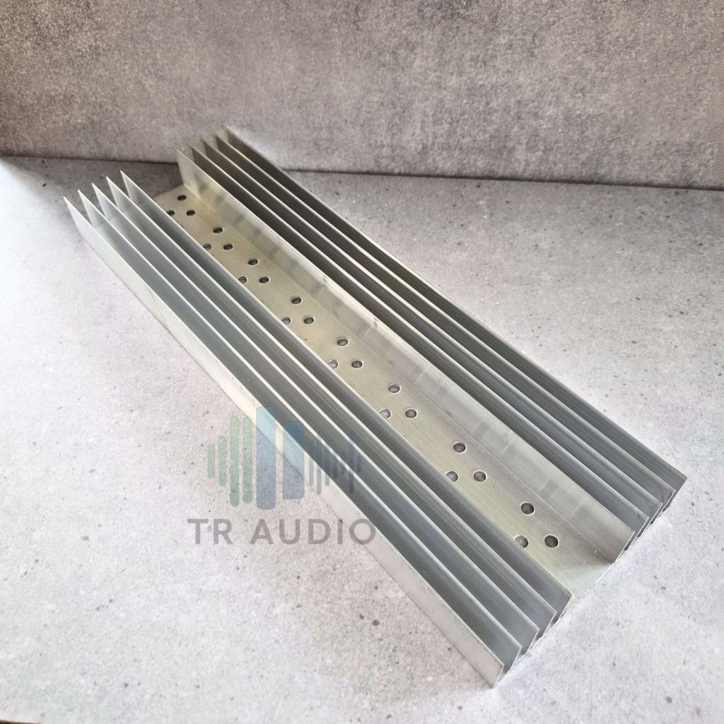Heatsink 5 Sirip Aluminium 8 Lubang Jengkolan Pendingin Transistor Sanken/Toshiba