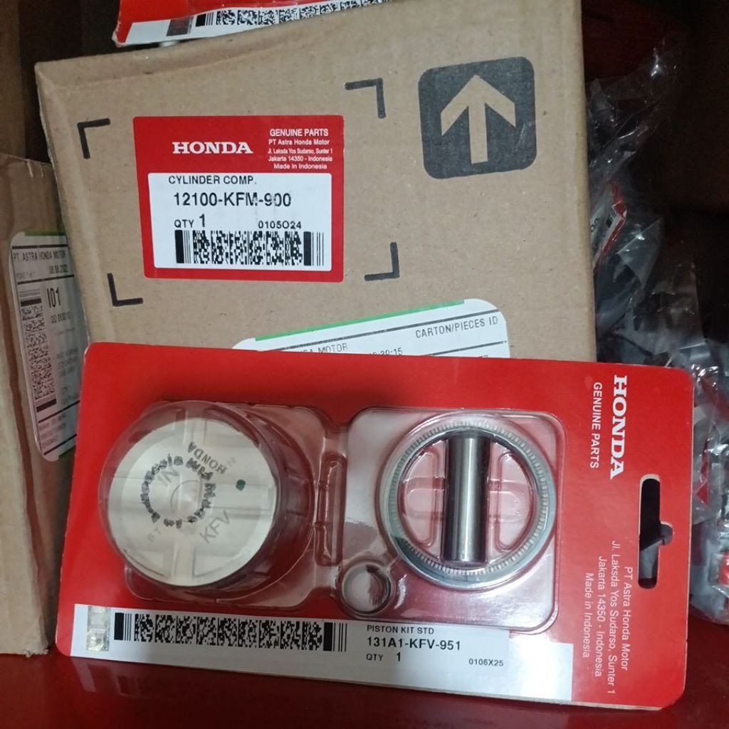 BLOK SEHER + PISTON KIT STD LEGENDA SUPRA FIT , REVO LANCIP 2008 original 12100 KFM + 131A1 KFV