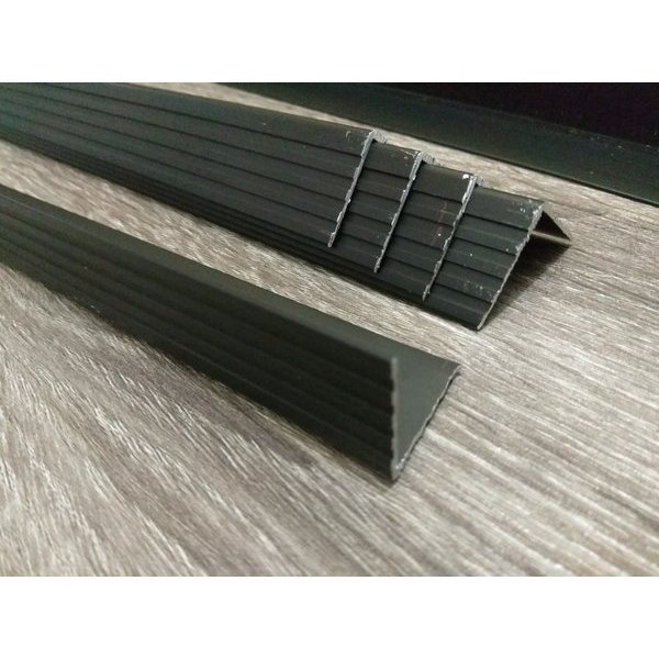 siku alumunium lis L hardcase alumunium WARNA HITAM panjang 3meter import wajib potong