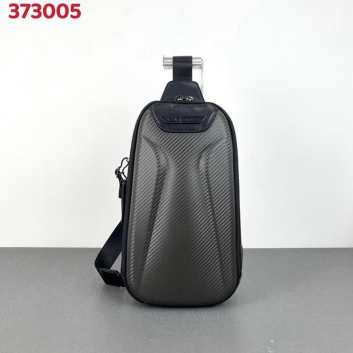 TAS SLINGBAG BODYBAG TORQUE CARBON - Carbon Leather