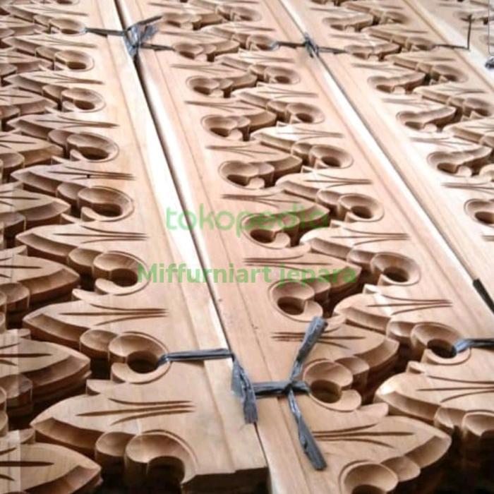 lisplang motif ukiran kayu jati