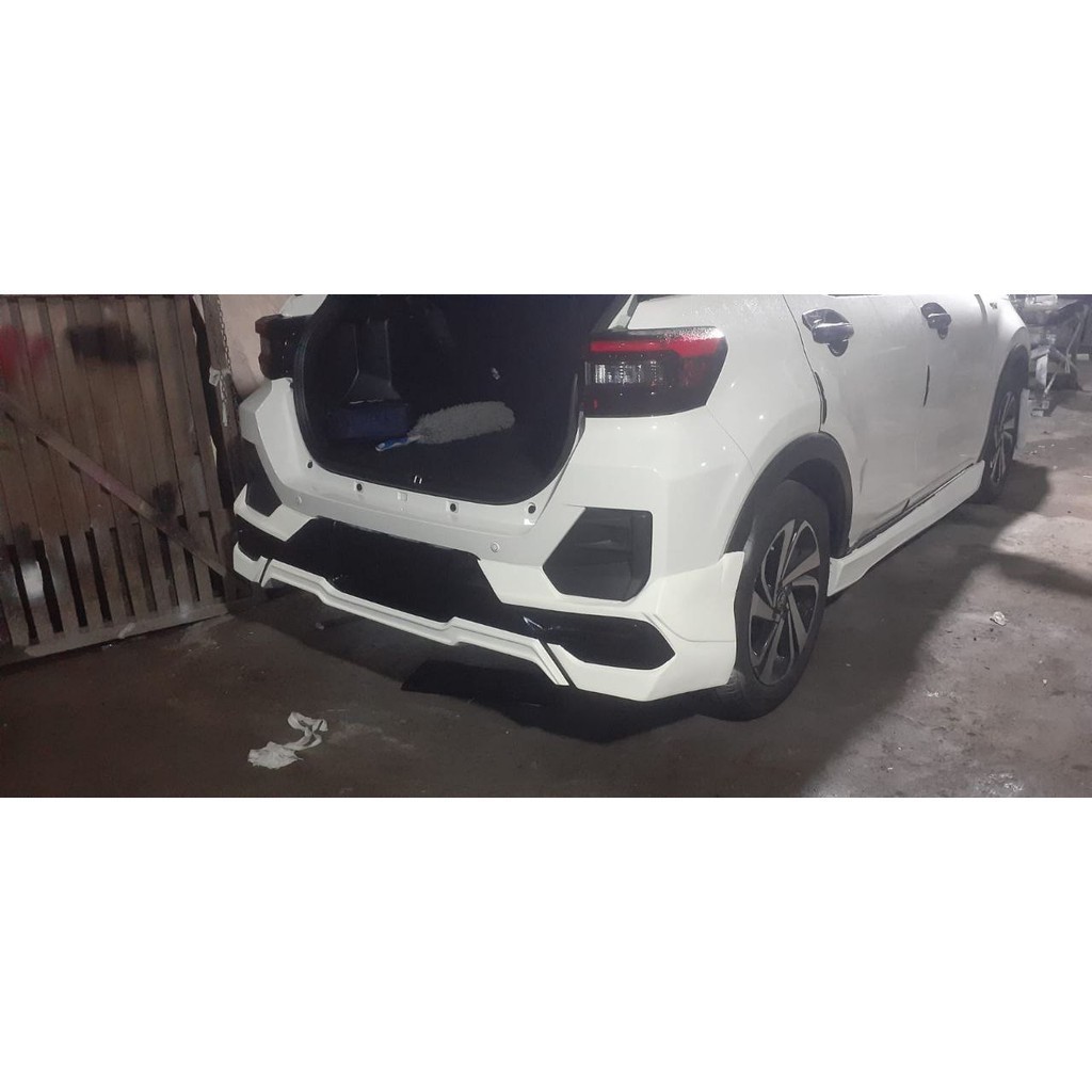 body kit BODY KIT bodykit raize  toyota raize modelista Grade