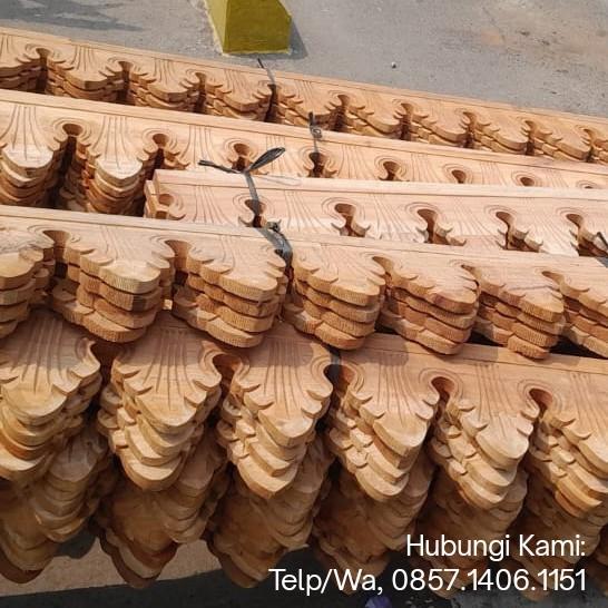 Lisplang Kayu Ukir | Lisplang Motif Cemara NK3