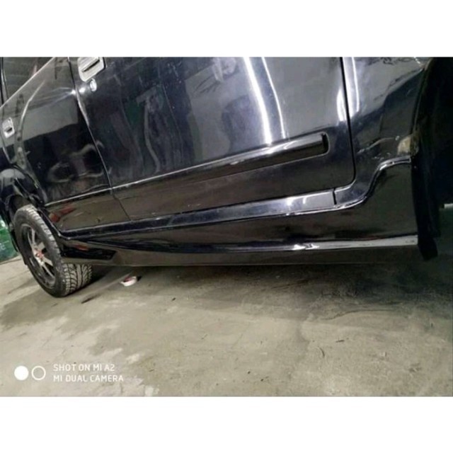 Bodykit Avanza Lama Belakang Yaris 2005-2010 Body Kit