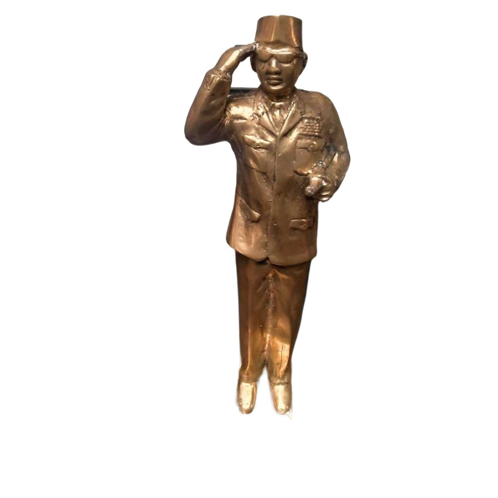 Koleksi Patung Ir Sukarno Bahan Kuningan Sari Asli Terlaris Paling dicari