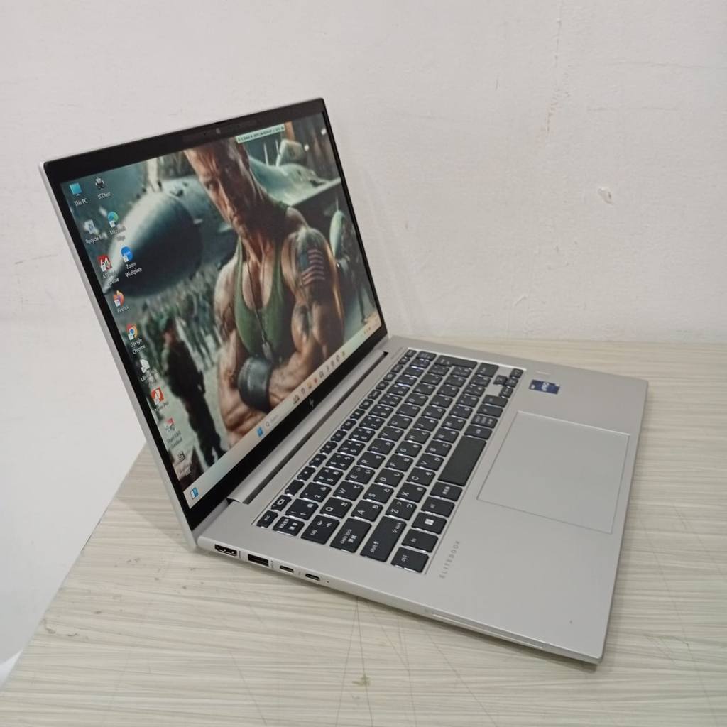 HP Elitebook 840 G9 Intel Core i5 GEN12 RAM 16GB SSD 256GB screen 14.1 Inch - Charger