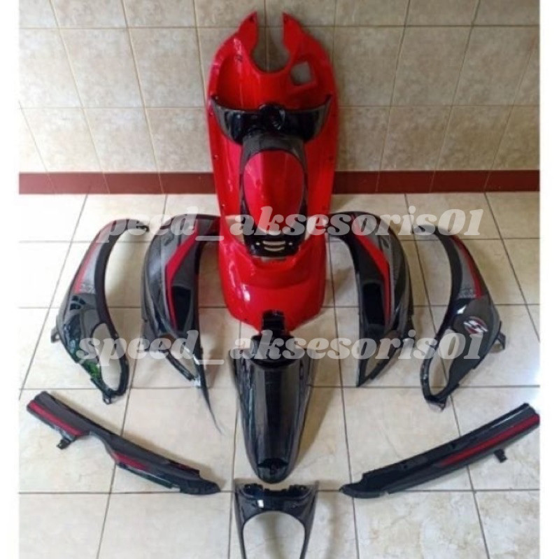 BODY HALUS MOTOR HONDA SCOOPY FI 2013-2016 WARNA HITAM MERAH
