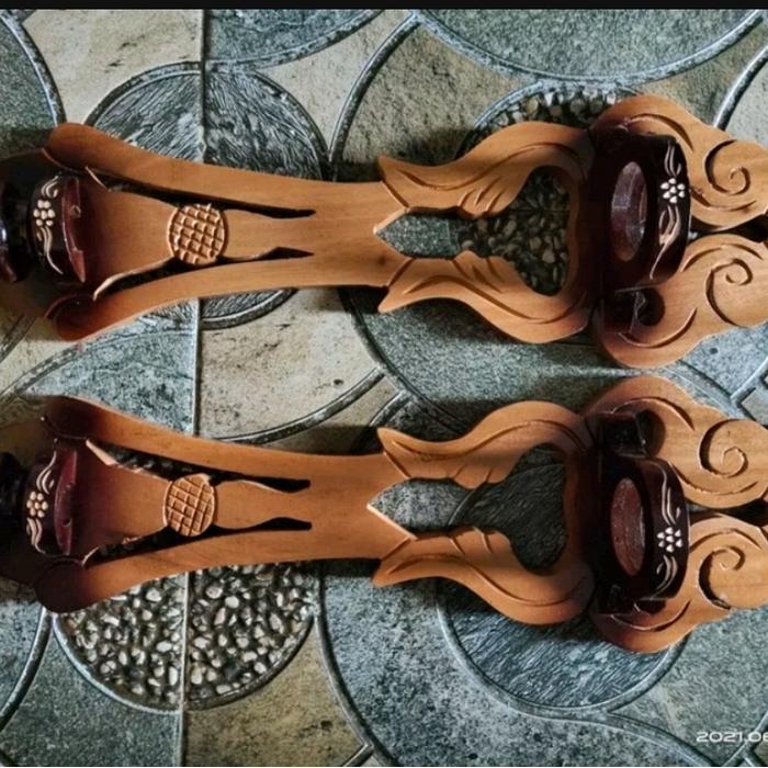 blawong dudukan keris dan tombak tempel dinding HK2