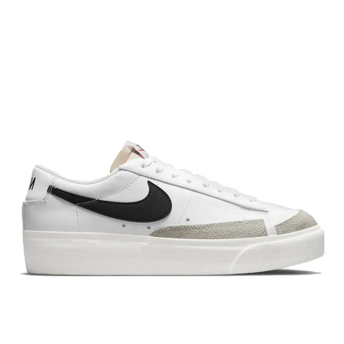 Sepatu Sneakers Nike Blazer Low Platform W // DJ0292-101