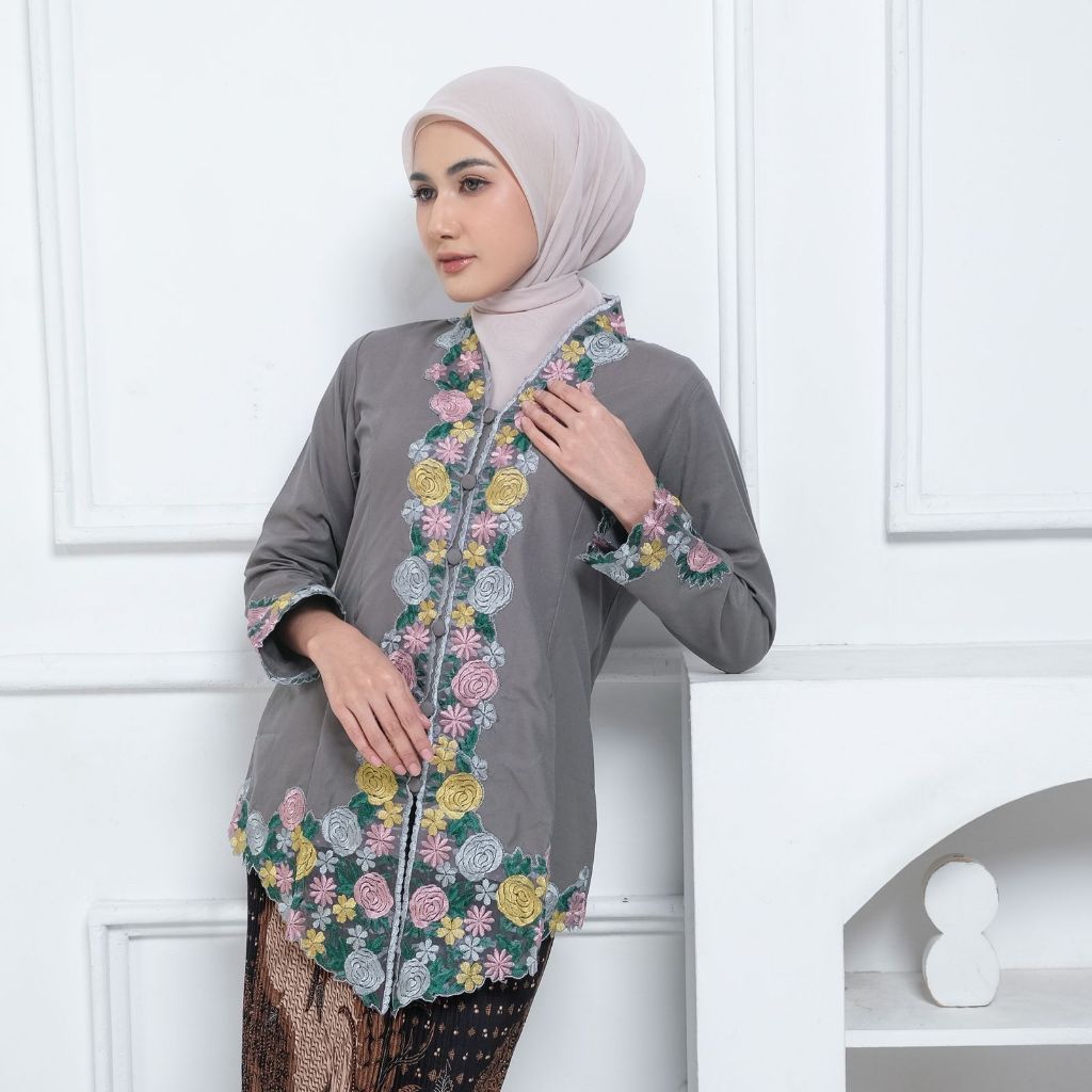 FIROSADA  Kebaya Adeeva Series Kebaya Encim Kebaya Bordir Kutu Baru Kebaya Tradisional Kebaya Wisuda