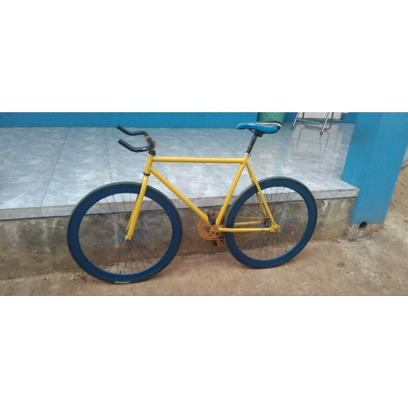 BIG SALE Baut Motor Lengkap Sepeda Fixie Lokal L Full bike Second (BEKAS)