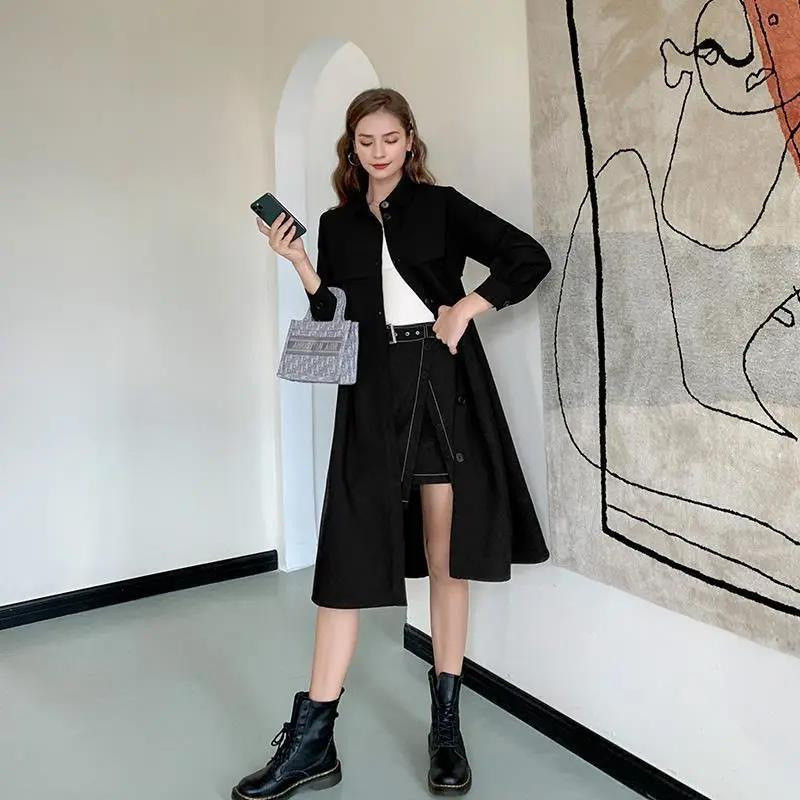 Versi Korea Mantel Hitam Panjang Sedang Mantel Angin