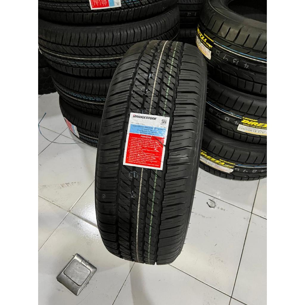 Ban Mobil Bridgestone Dueler D684 205 70 R15 15 D 684