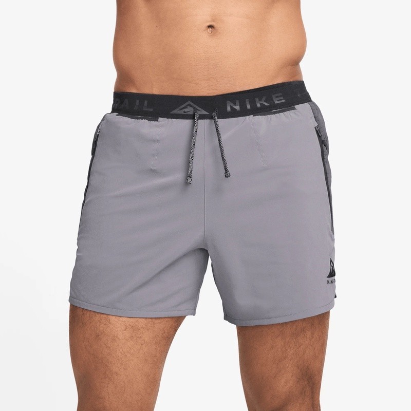 Celana Trail NIKE Dri-Fit 5 Inch Brief-Lined Shorts Grey Original Dv9312-078