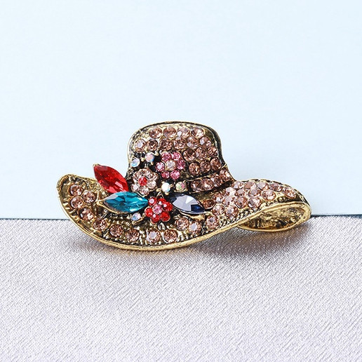 Bros Topi Berbunga Berlapis Emas - Aksesori Fesyen Elegan untuk hijab atau topi dengan Zirconia Kubi