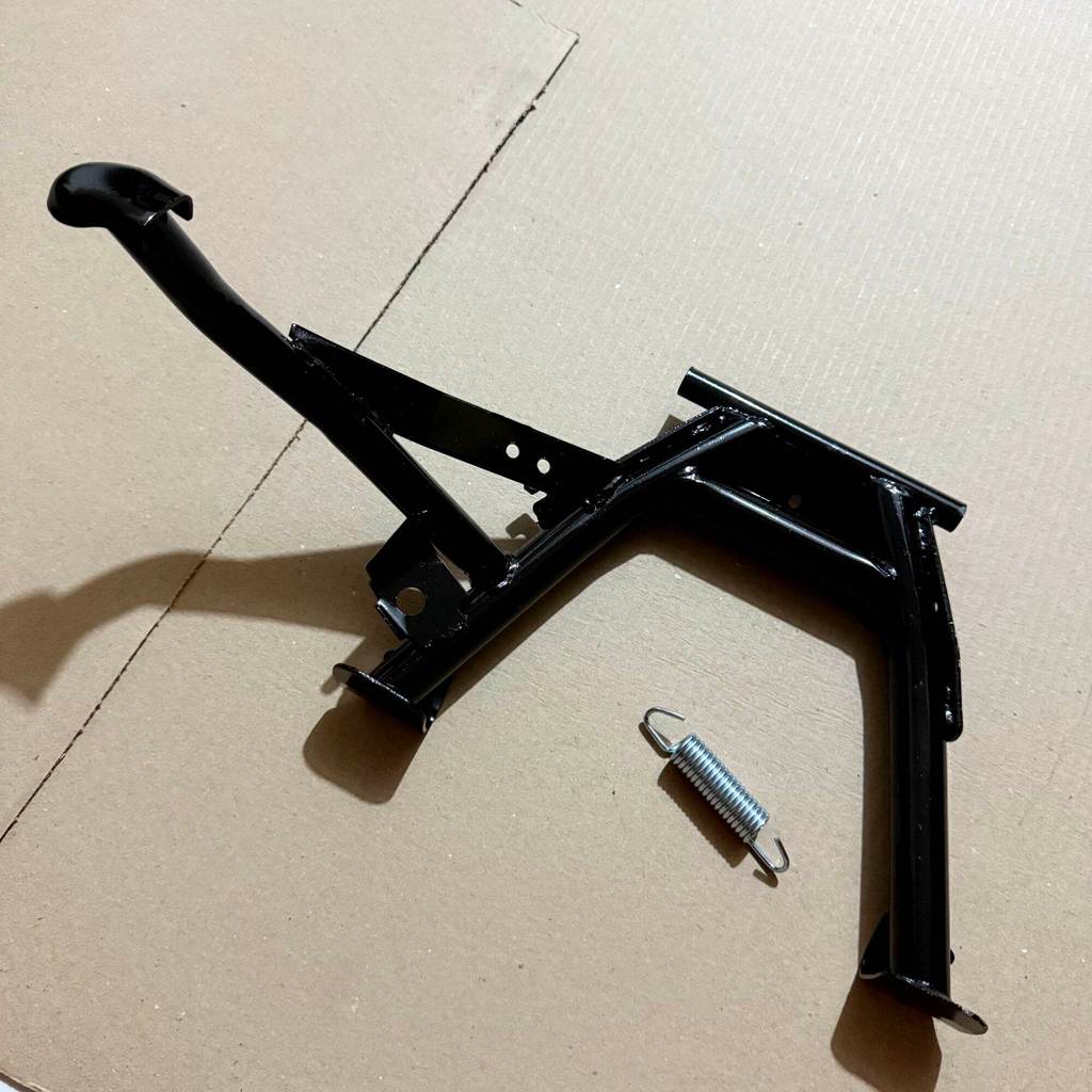 standar tengah Vario 125/150 standar dua Vario 150/125 ( FREE PER )