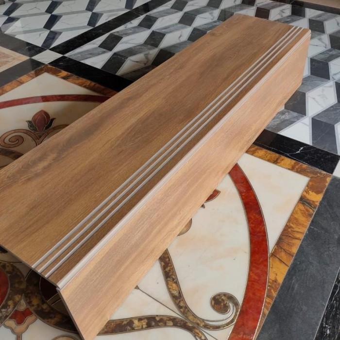 granit tangga sun power 30x120+ 20x120 stepnosing