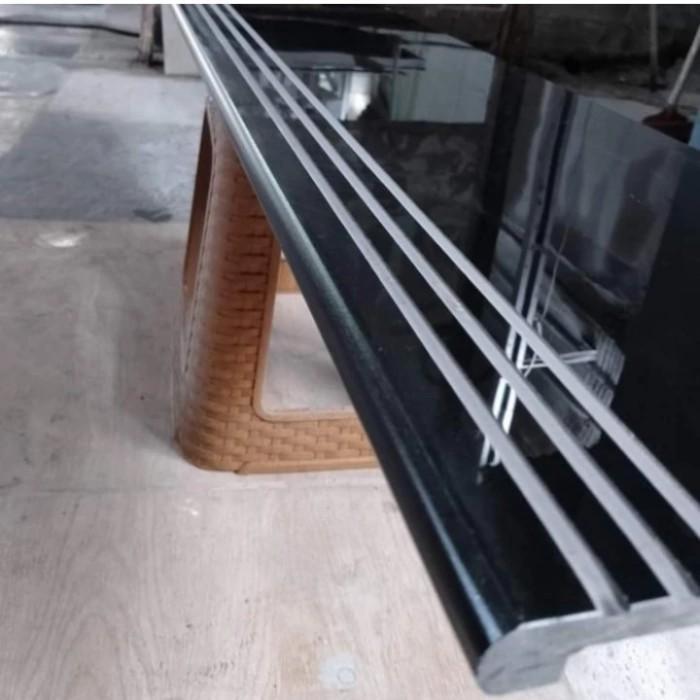 Granit Tangga/Stepnosing Tangga Double Bevel Hitam Mengkilap 30x100