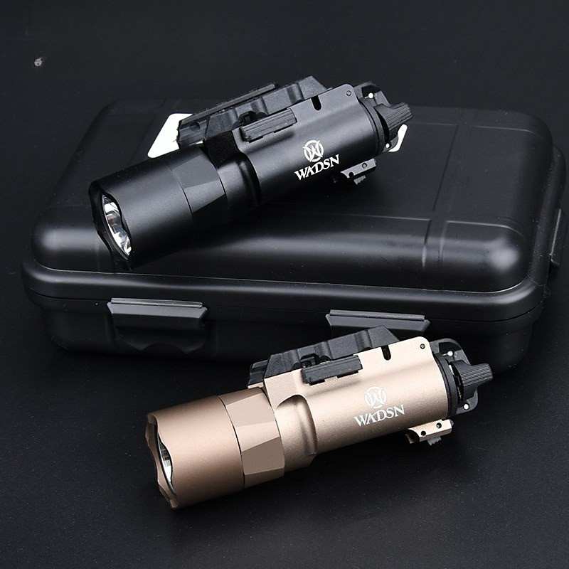 600 Lumens X300U X300 Flashlight Hunting light  Pistol  White LED Fit 20MM Rail 1911 Pistol WADSN Fl