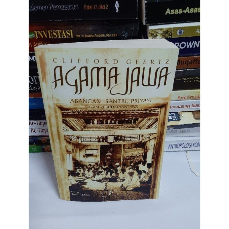 AGAMA JAWA ABANGAN SANTRI PRIYAYI DALAM KEBUDAYAAN JAWA