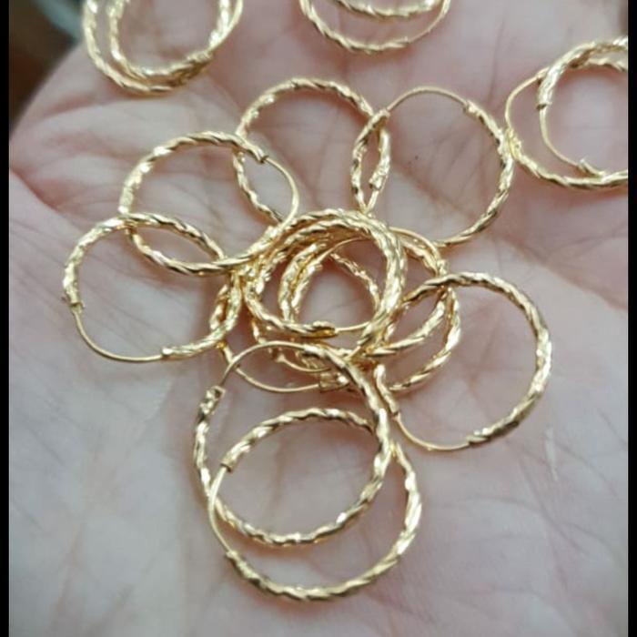 Anting gipsy gipsi gypsy anak 0.5 gram setengah gr emas  70% 700