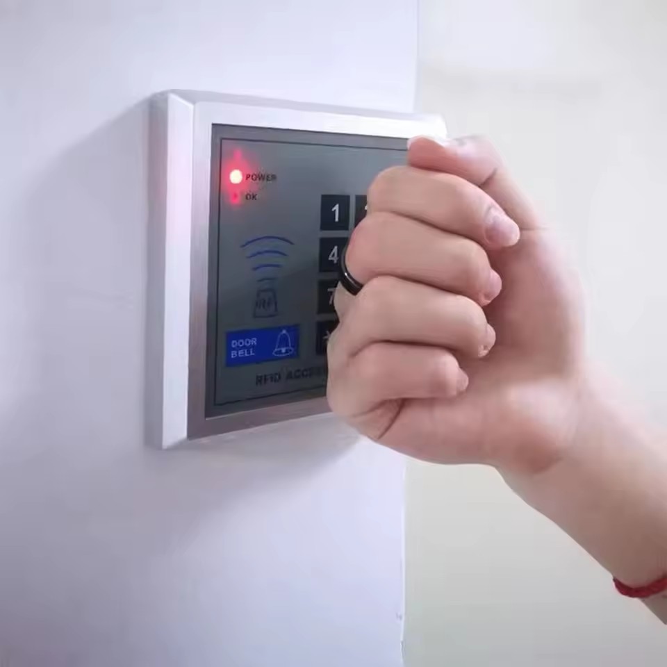 Black Waterproof Ring IC 1356Mhz CUID RFID Smart Chip NFC Android App MCT Rewritable Tag Badge Clone