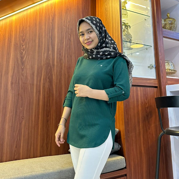 FIROSADA  [ PHENOMENAL / FENOMENAL POLOS 3 ] KAOS ATASAN OVAL WANITA // PHENOMENAL / FENOMENAL CEWEK