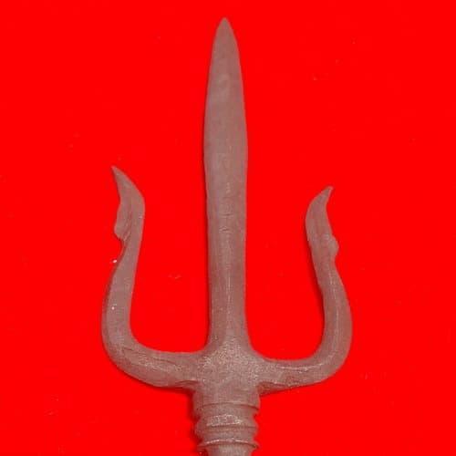 Pusaka Tombak Trisula Pamor Keleng