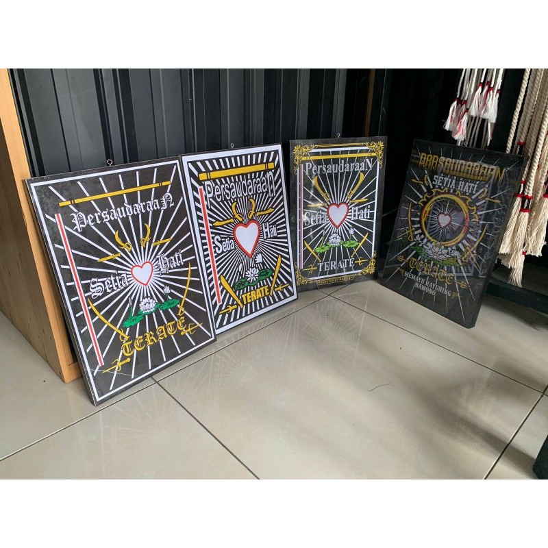 FIGURA PSHT / HIASAN DINDING PSHT / PAJANGAN DINDING PSHT / LUKISAN PSHT/ GAMBAR PSHT