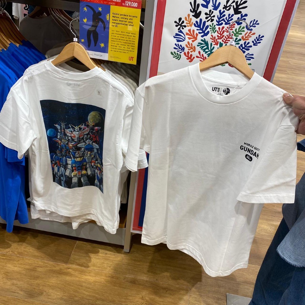 Kaos Tshirt Uniqlo X Gundam (MAN) 12.12 Unisex Full Tag