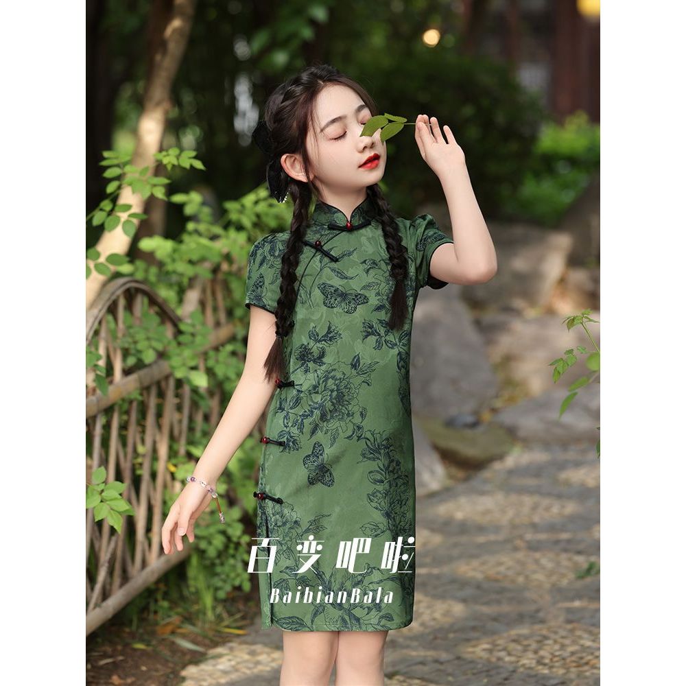 Gadis-gadis gaya Cina Cheongsam gaun hijau gaya Republik Cina gaun retro gaya Cina gaun retro