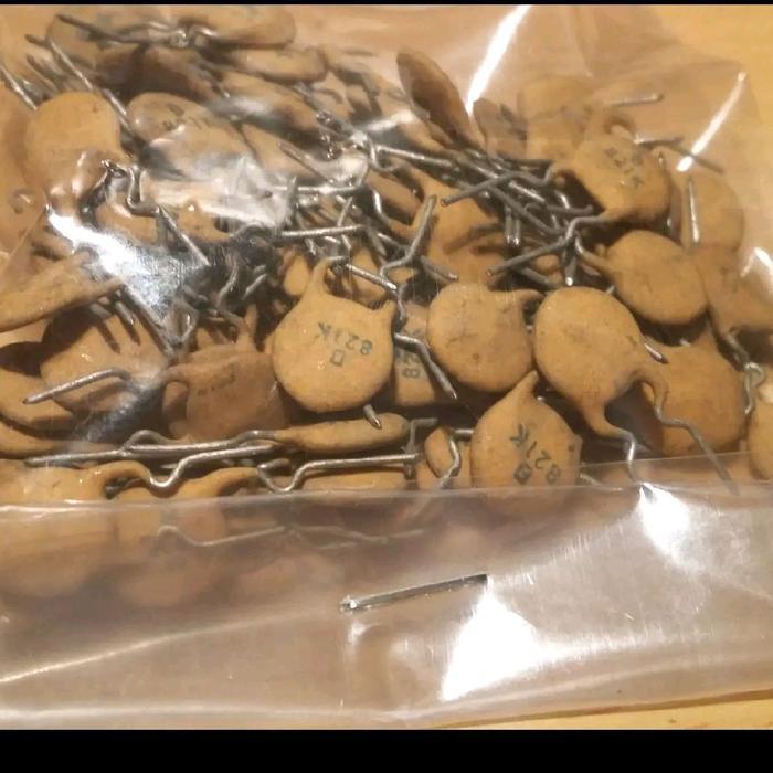 C Ceramic 0.82nf 820p 821 820pF 820 pF BERKUWALITAS...