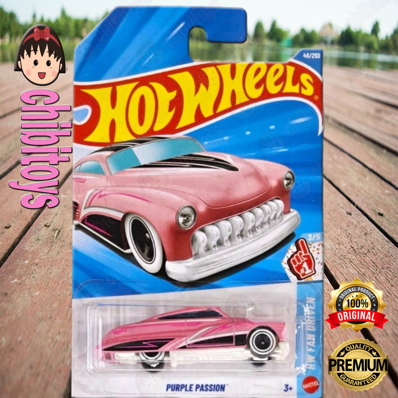 Hot Wheels Purple Passion Pink Diecast Mobil Klasik Lowrider