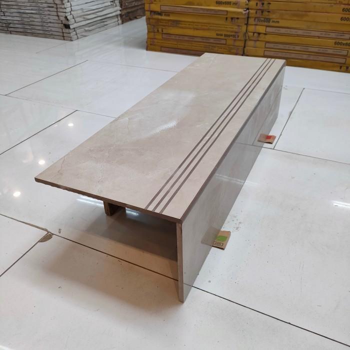 granit anak tangga 30x100 20x100 bulgary Beige Matt halus Valentino