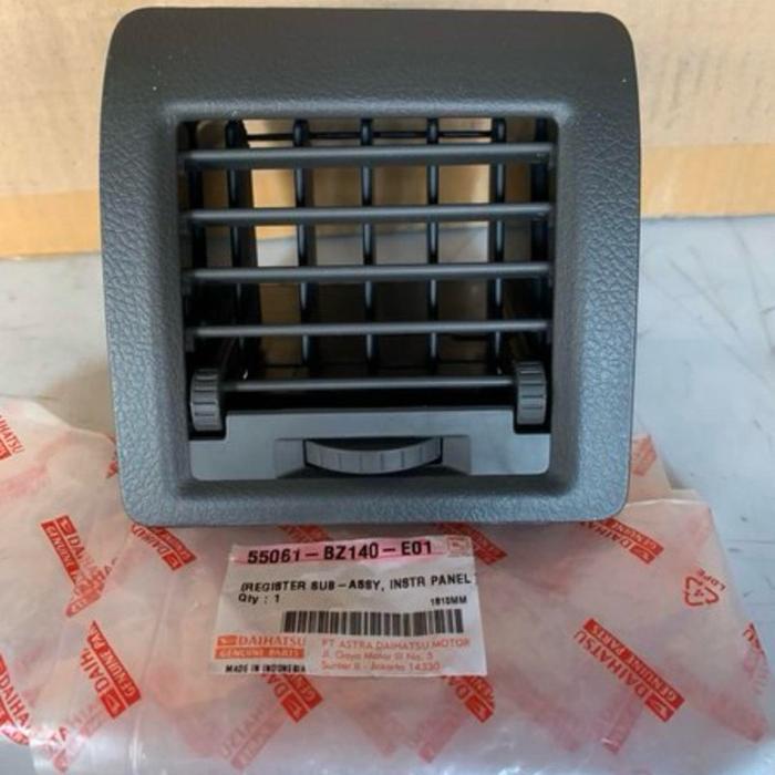 Kisi ac depan samping LUXIO